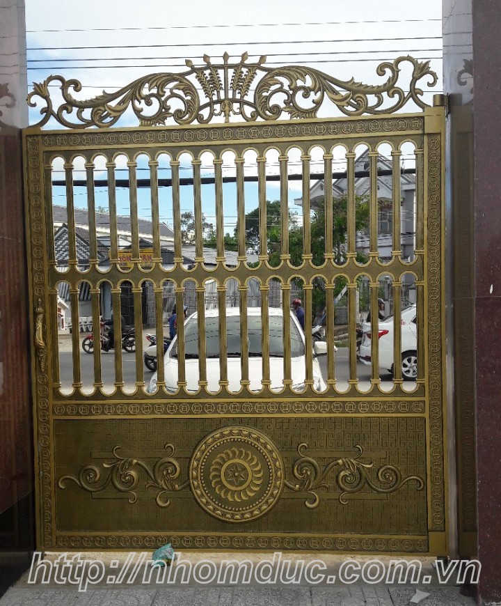 Cửa cổng nhôm đúc hợp kim Kiên Giang