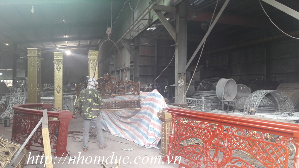 Cửa cổng nhôm đúc tại Ninh Bình