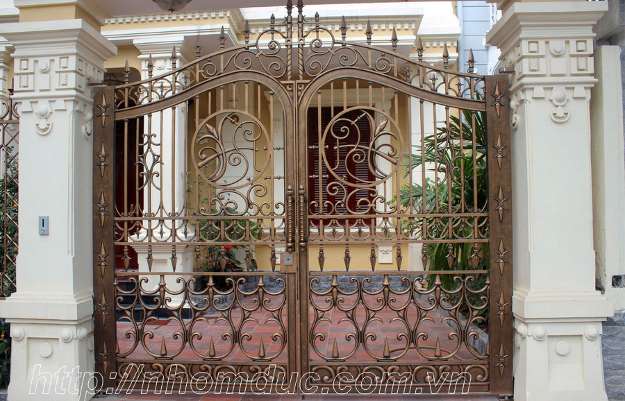 Công trình lắp đặt cổng hàng rào nhôm đúc tại Thanh Hóa