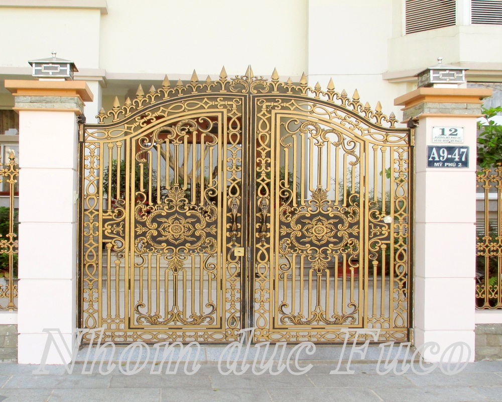 Báo giá cổng nhôm đúc tại Hồ Chí Minh, Cổng nhôm đúc đường Mỹ Phú 2c, HCM
