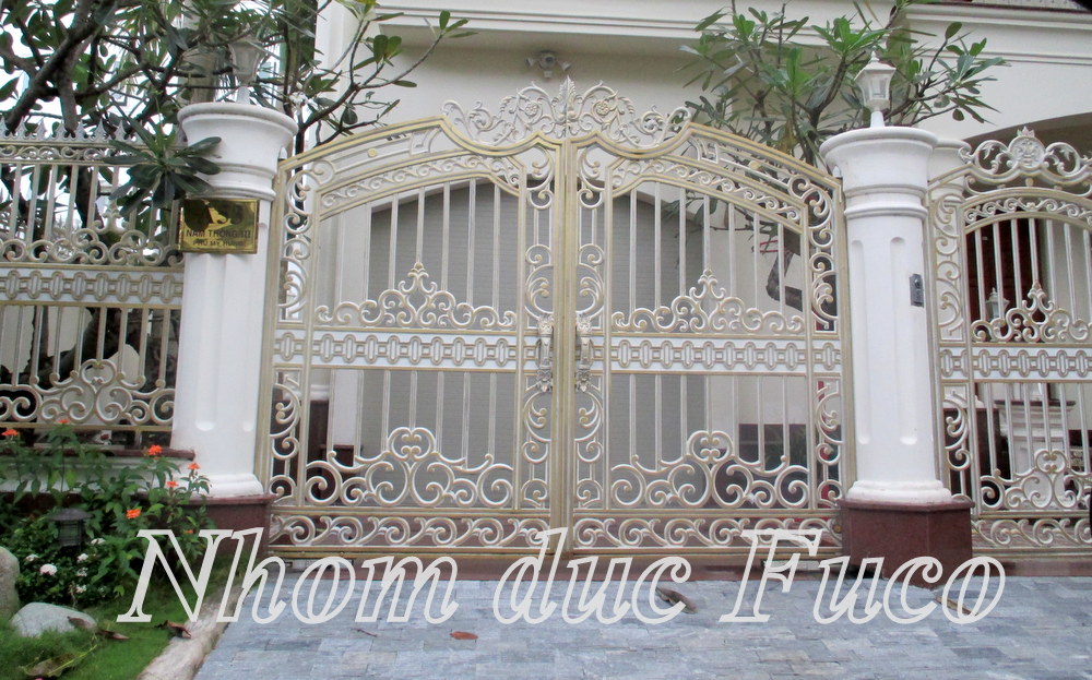 Cổng nhôm đúc tại Phú Mỹ Hưng, HCM