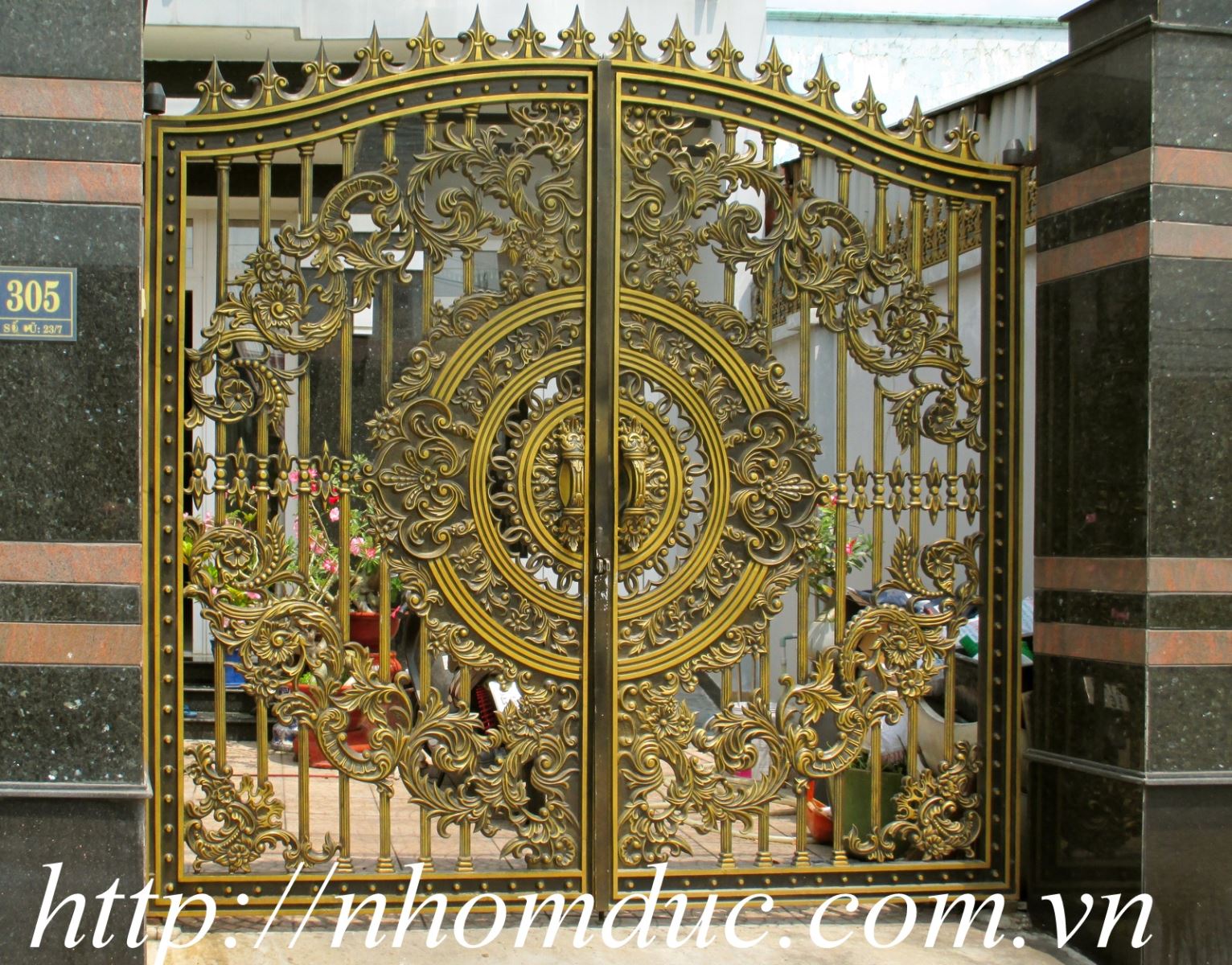 Cổng biệt thự cổng nhôm đúc Biên Hoà Đồng Nai