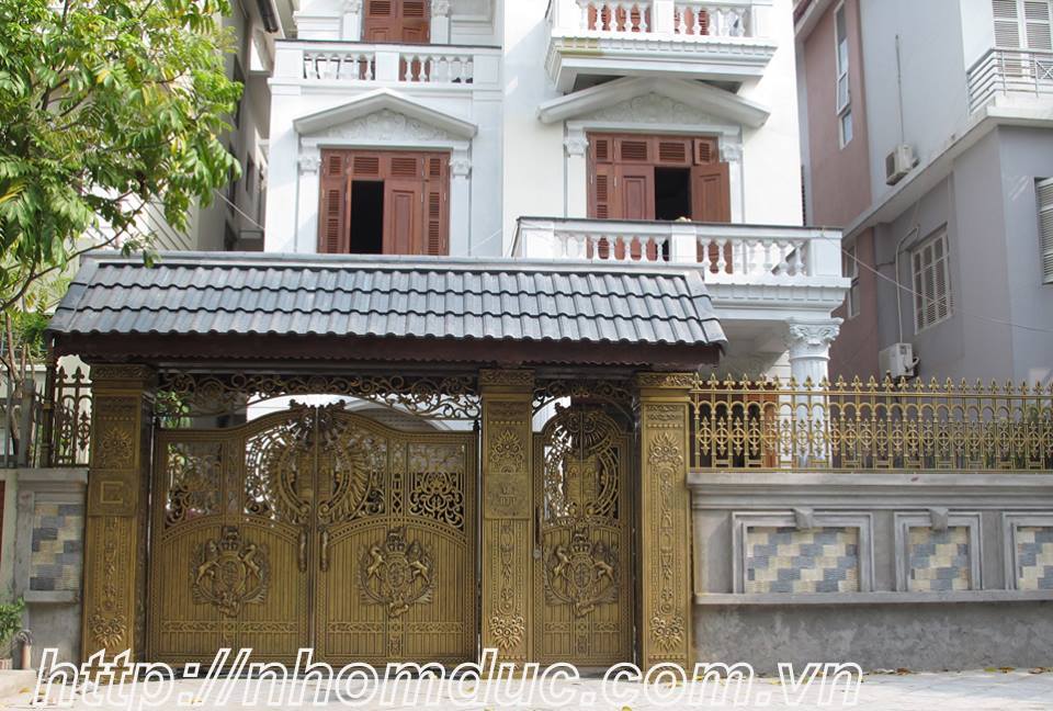 Cửa cổng đẹp và những mẫu cửa cổng nhôm đúc dành cho villa