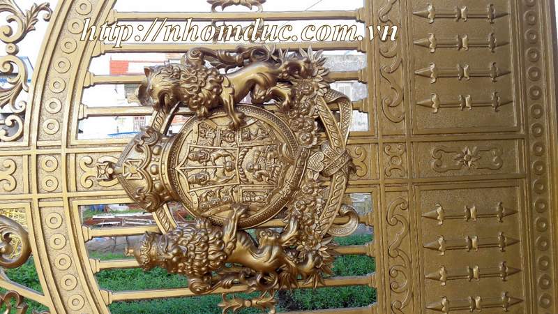 lắp cổng nhôm đúc tại Vĩnh, Nghệ An