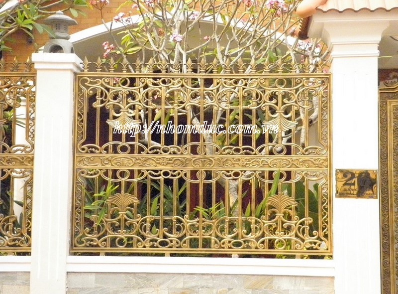 Thi công nhôm đúc tại Đà Nẵng, Cty nhôm đúc Fuco chuyên thi công cửa nhôm đúc, cổng nhôm đúc, hàng rào