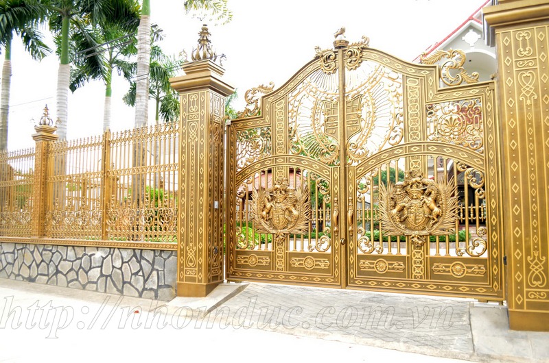 Cổng Nhôm Đúc, Mẫu Cổng Đẹp Cho Biệt Thự Nhà Vườn
